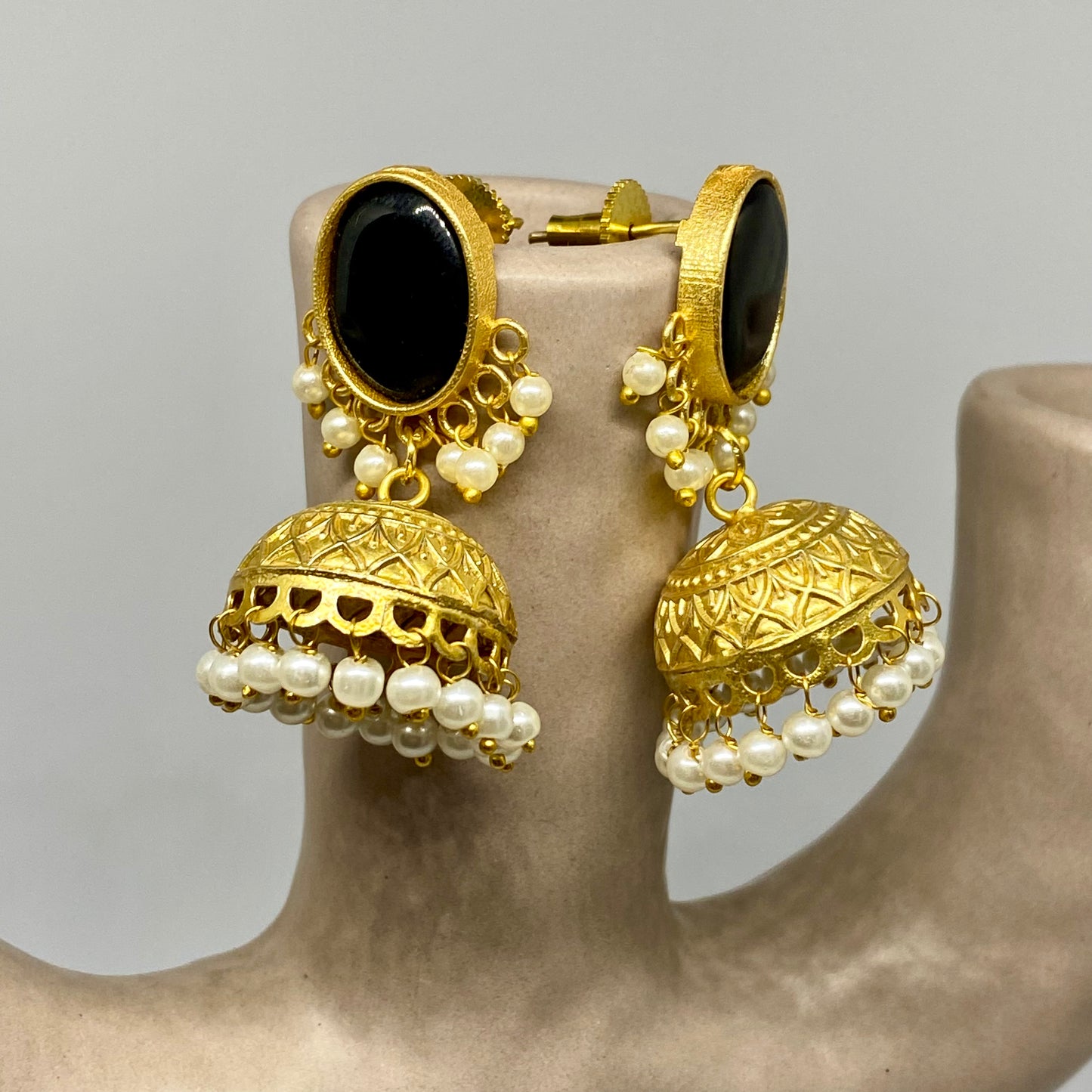Onyx Sone Jhumka - F67