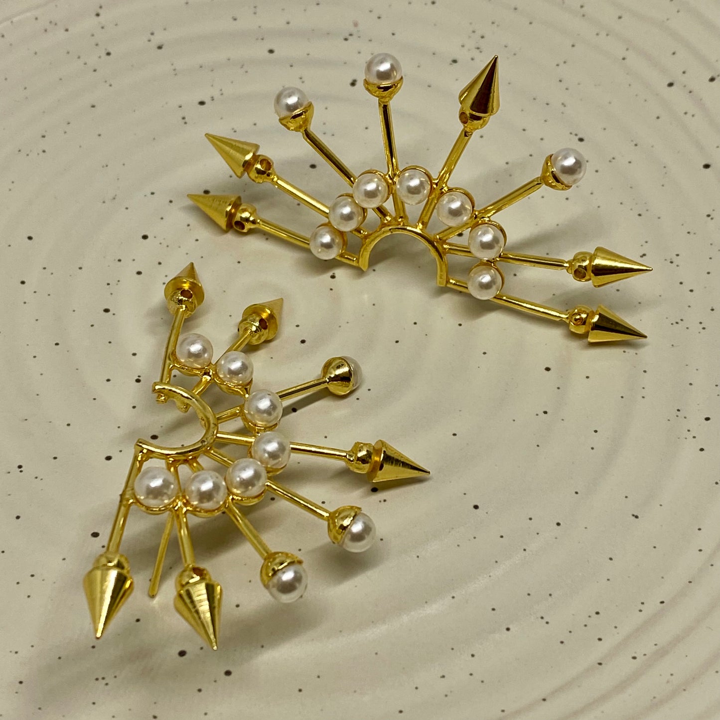 Pearly Moonlit Earring - 45