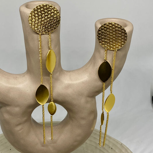 Dropping Leaves - S112