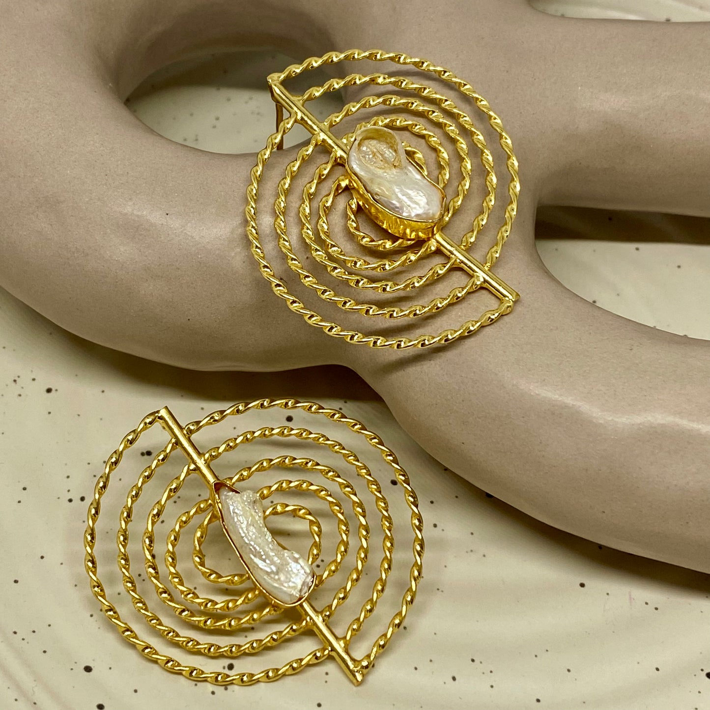 Baroque Pearl Stud - S119