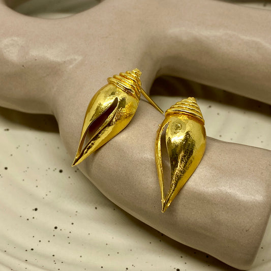 Sea Shell Stud - S140