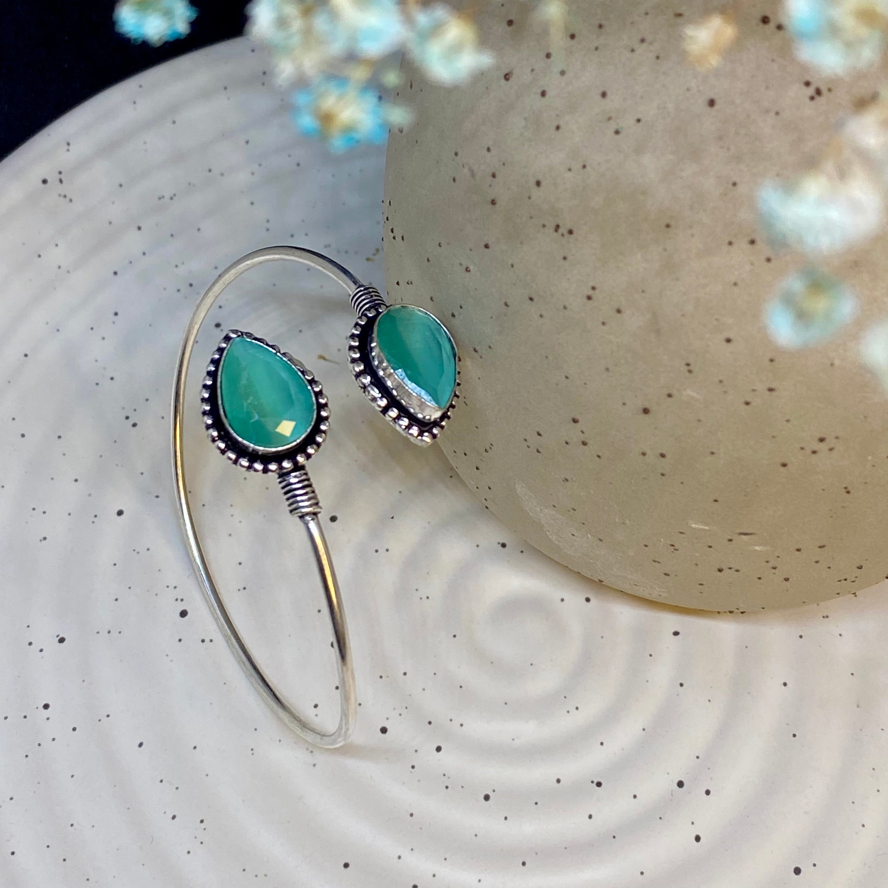 Oxidized Monalisa Stone Cuff