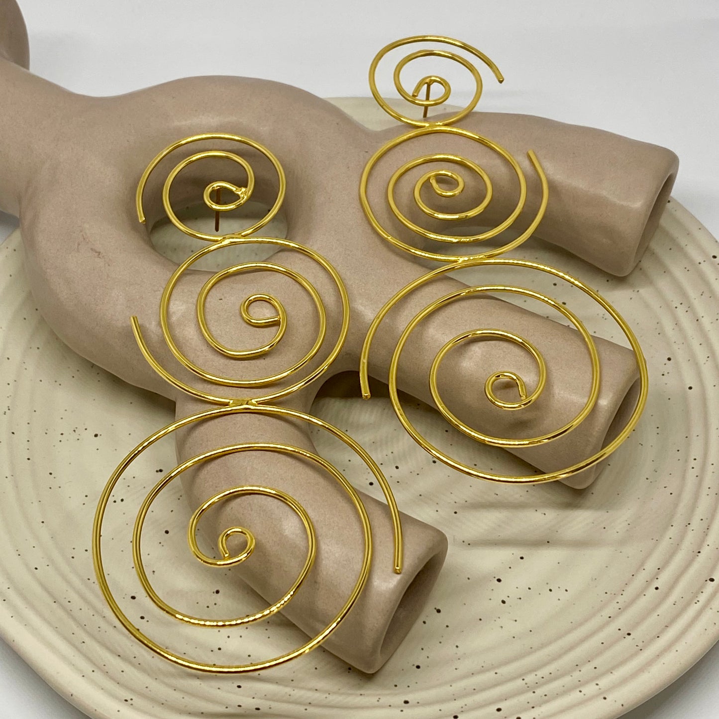 Triple Spiral Circle Earring - S123