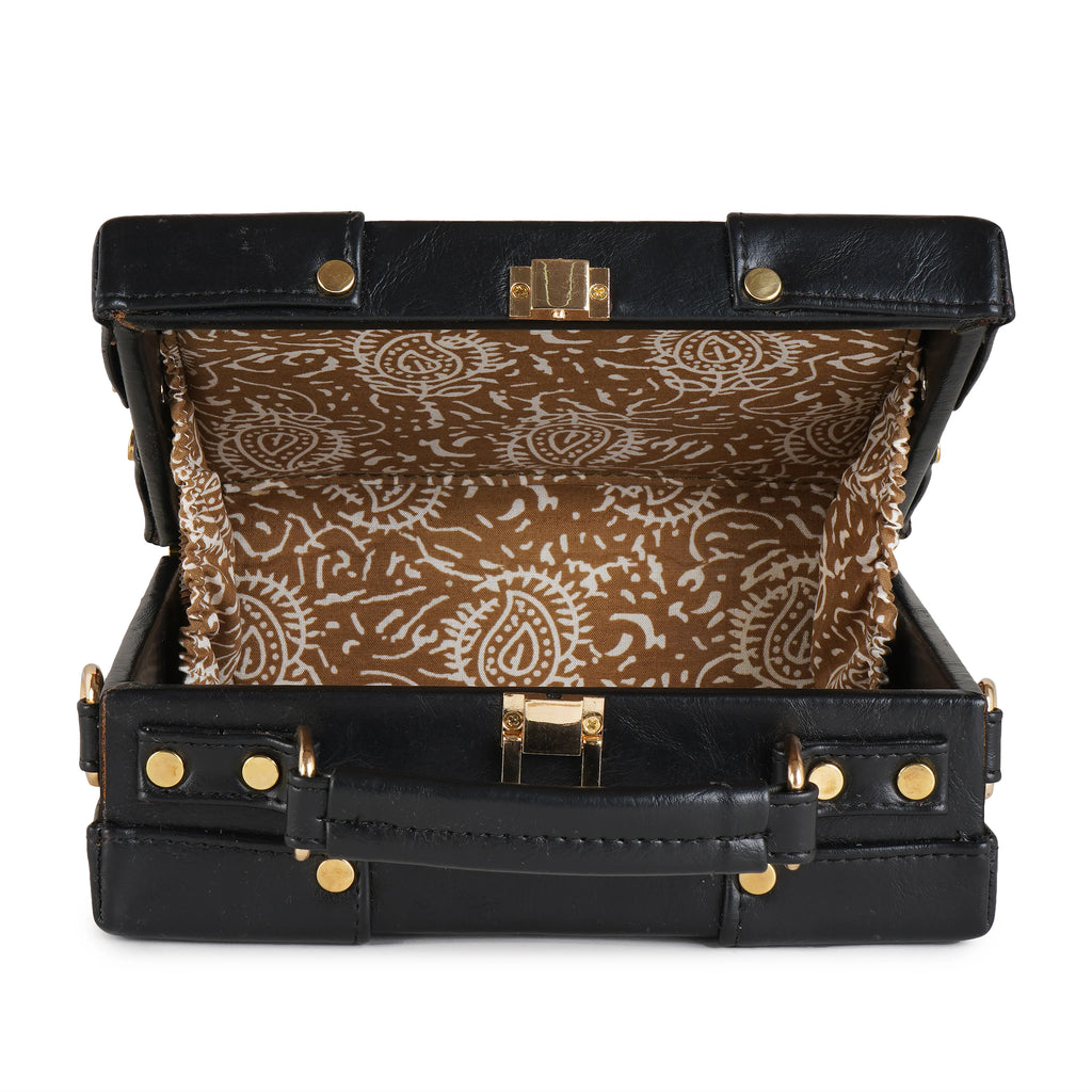 Vegan Leather Boxbag along with Sling - 06