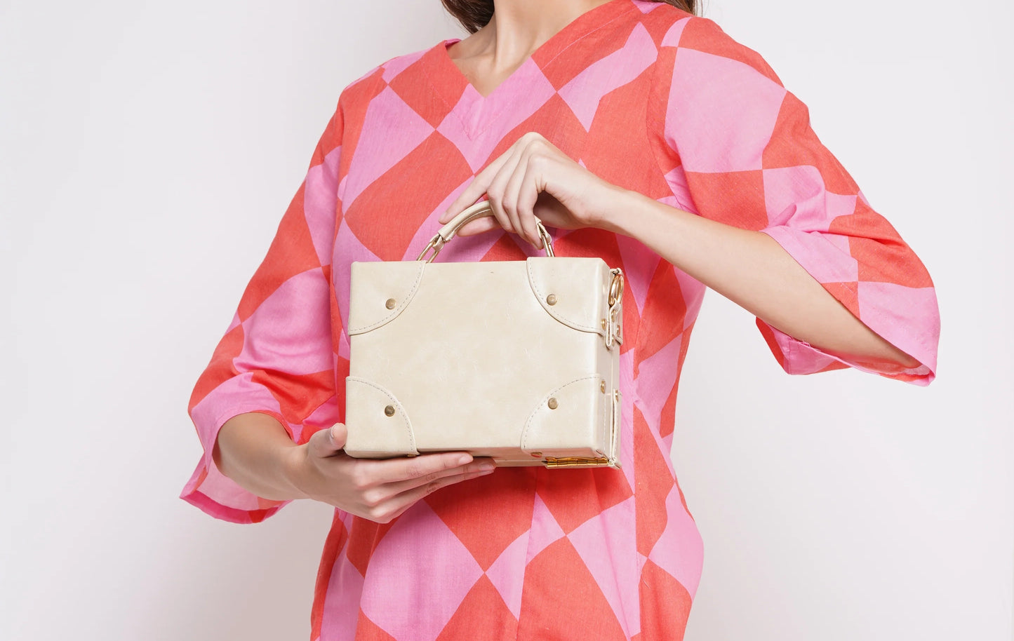 Vegan Leather Boxbag along with Sling - 07