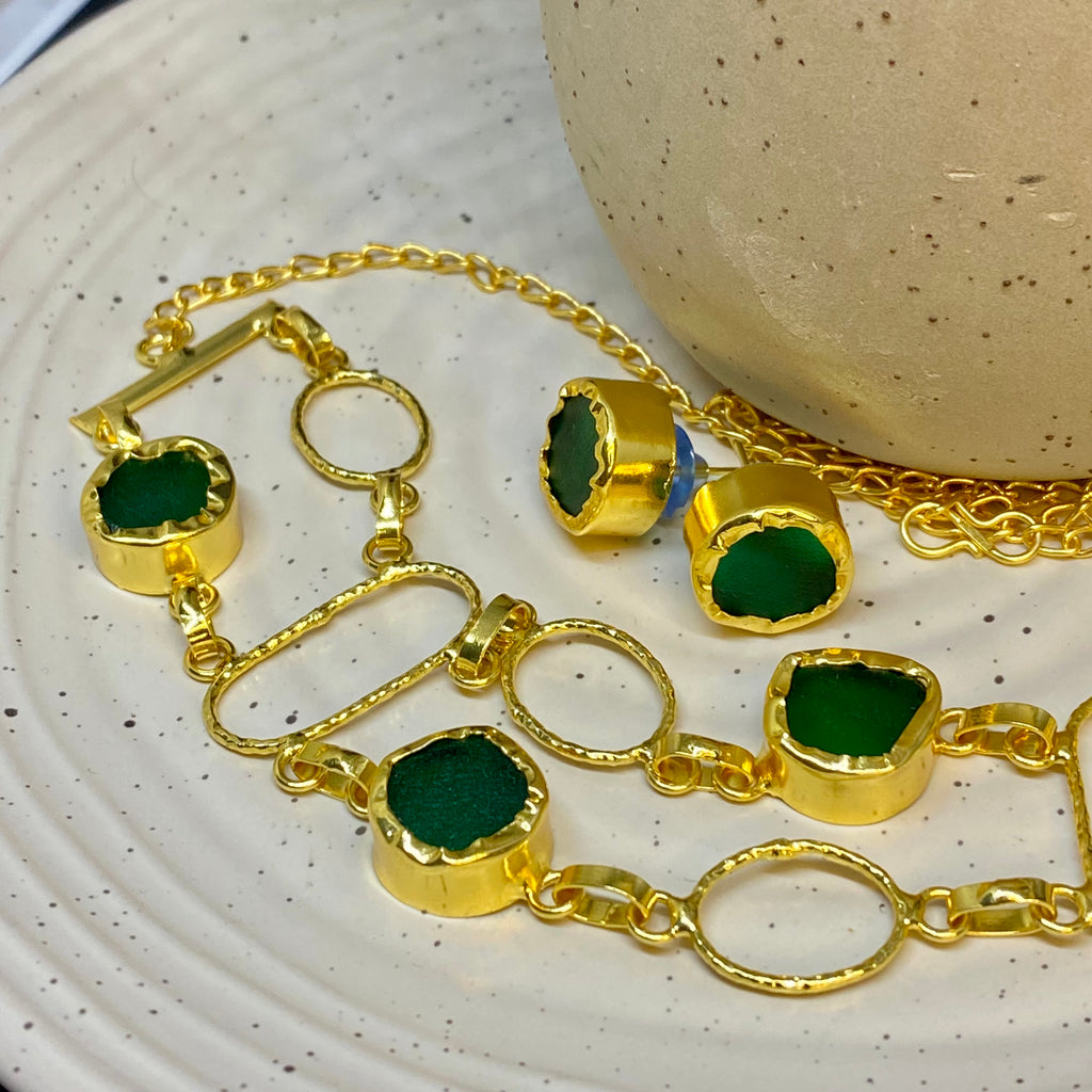 Natural Uncut Stone Choker Set