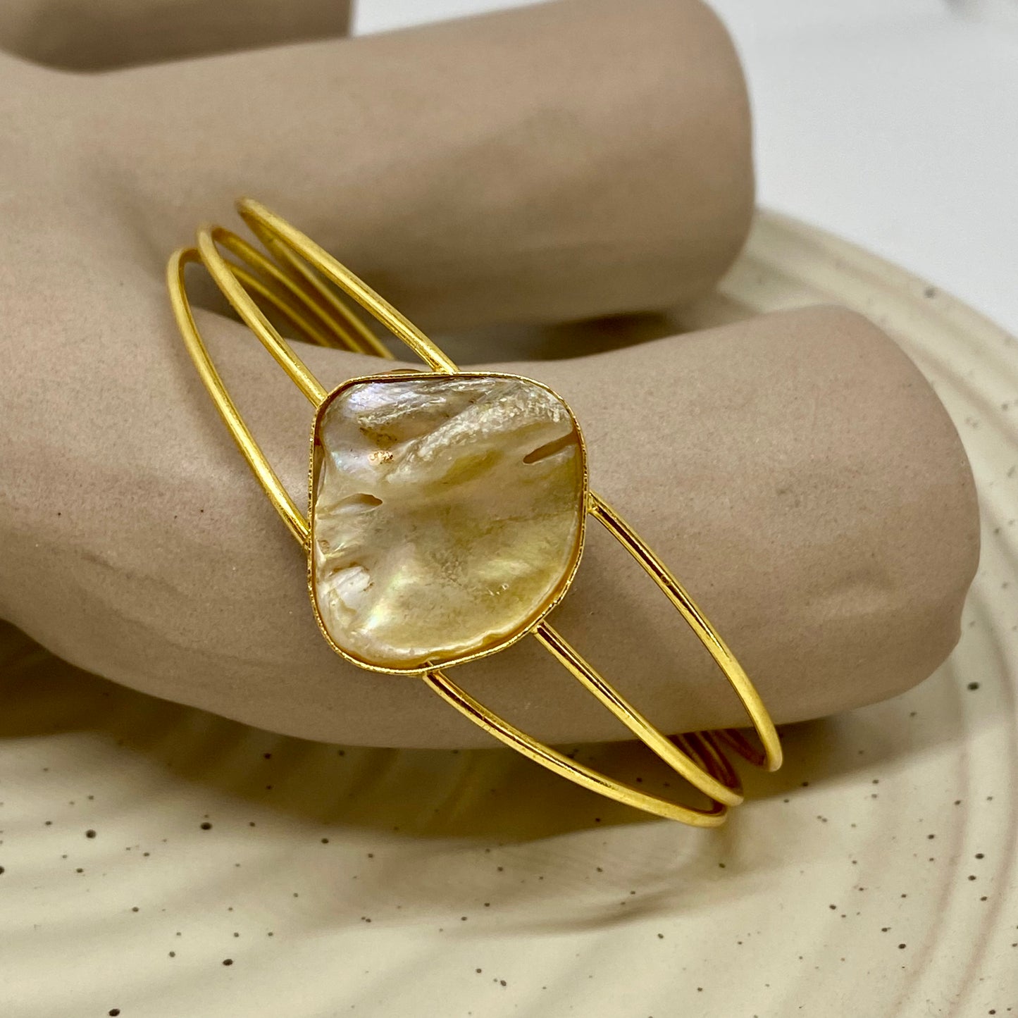 Baroque Pearl Bracelet - F47