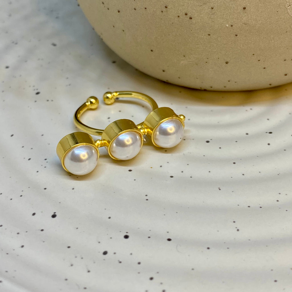 Adjustable Pearl Ring