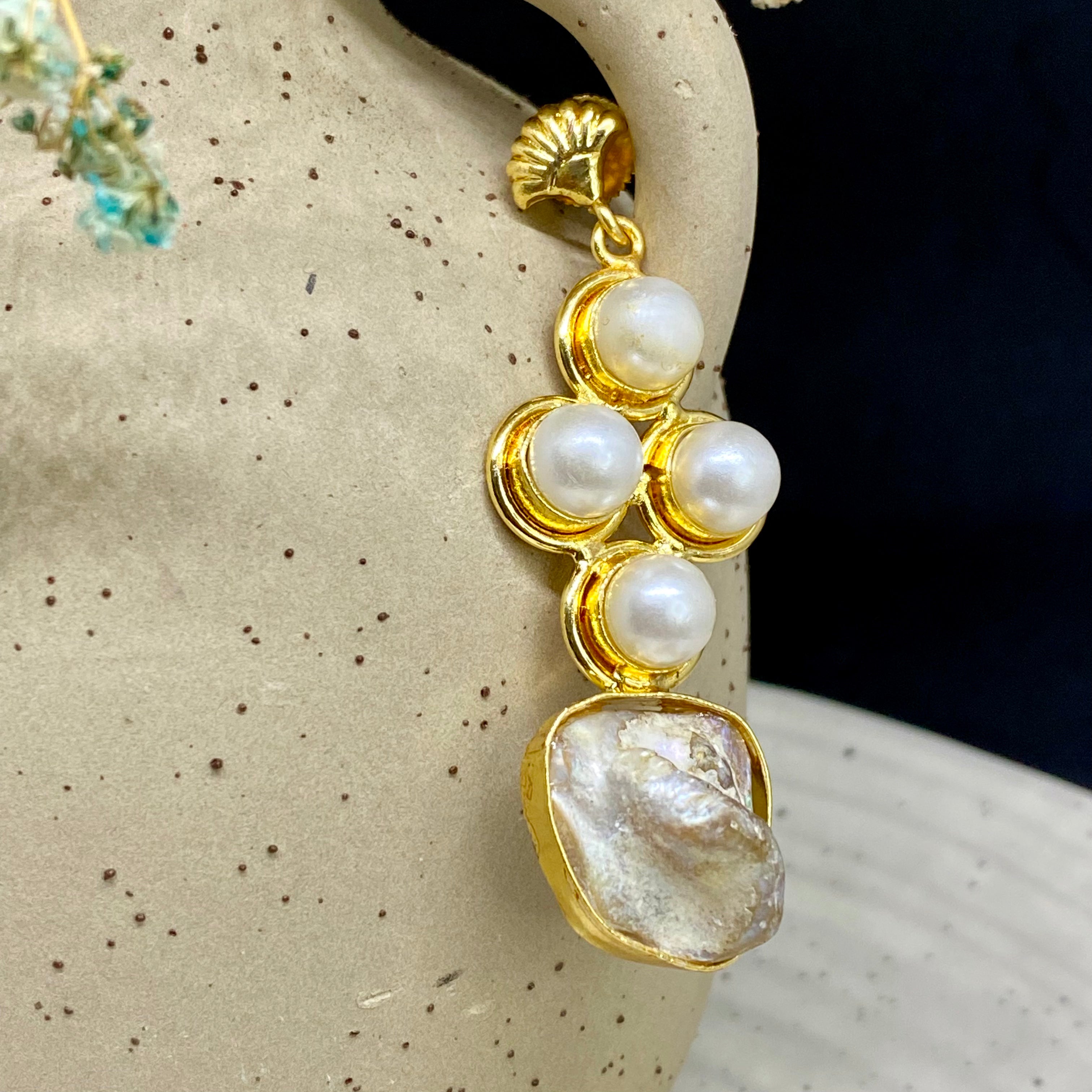 Pearl & Baroque Pearl Drop