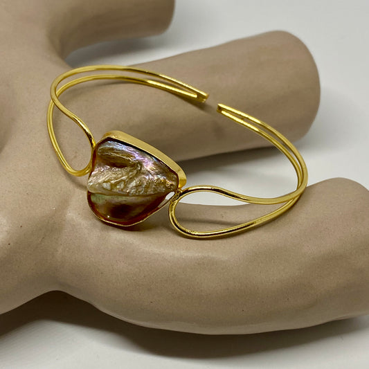 Broque Pearl Cuff - 08