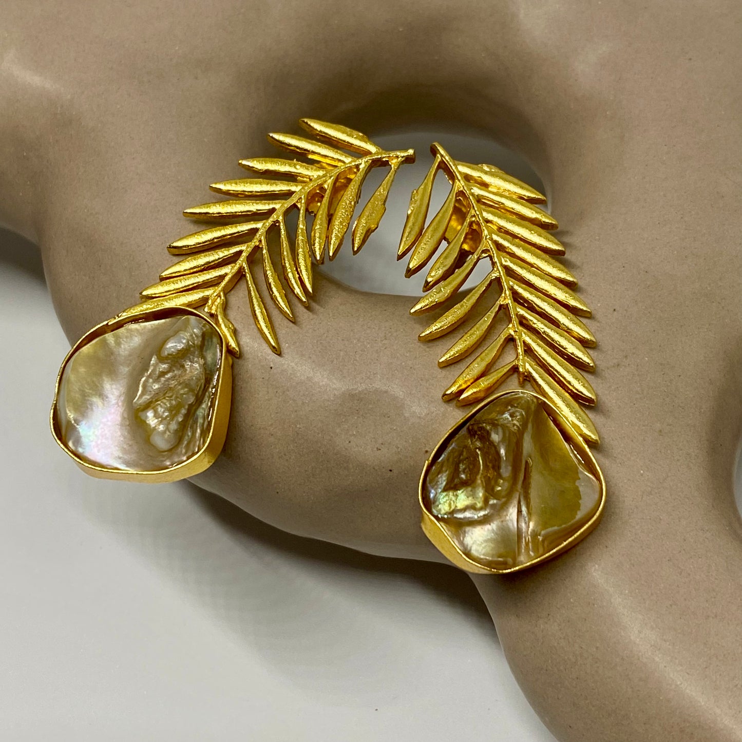 Mother of Pearl Earring - 23