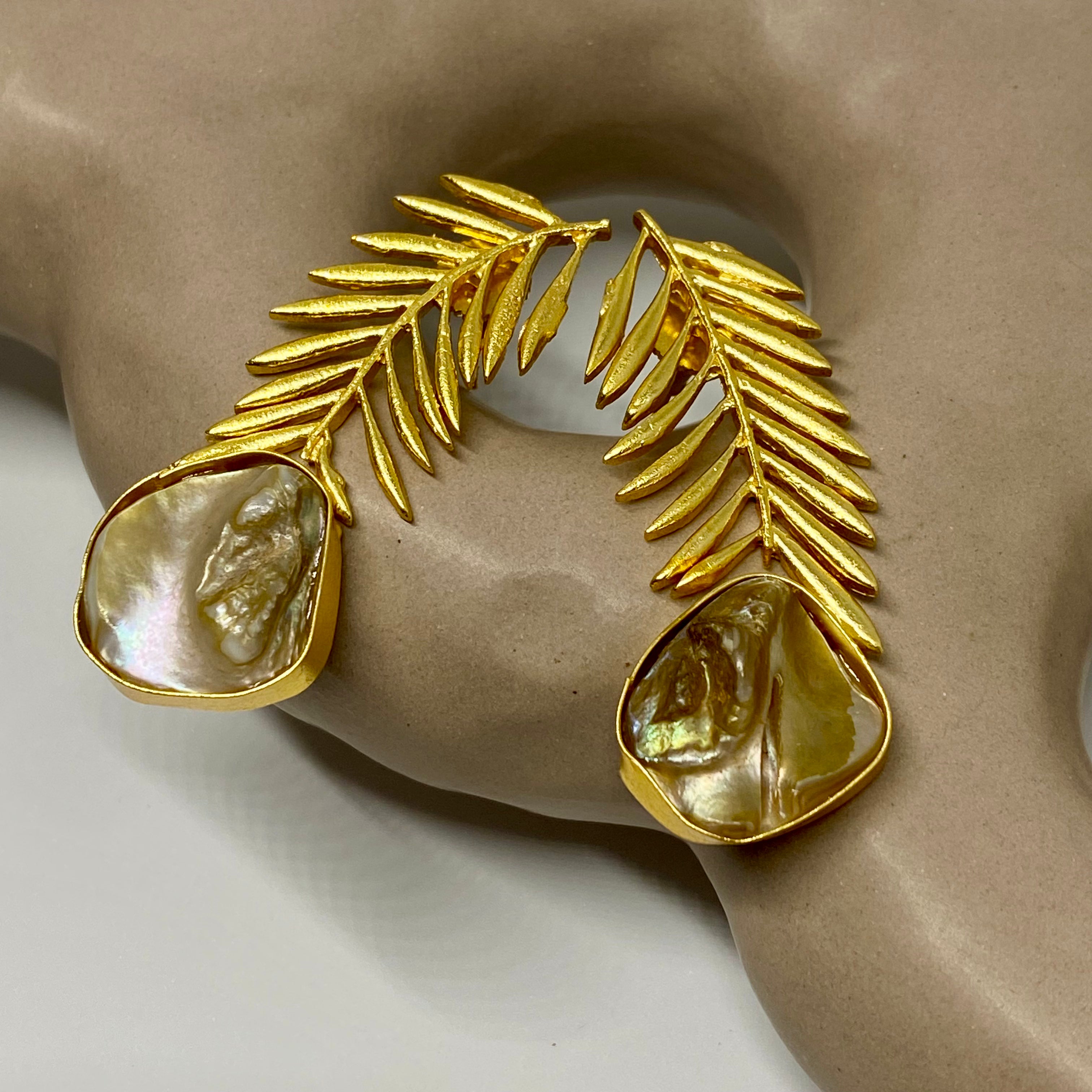 Mother of Pearl Earring - 23