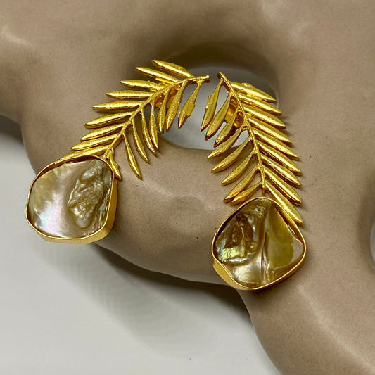 Mother of Pearl Earring - 23