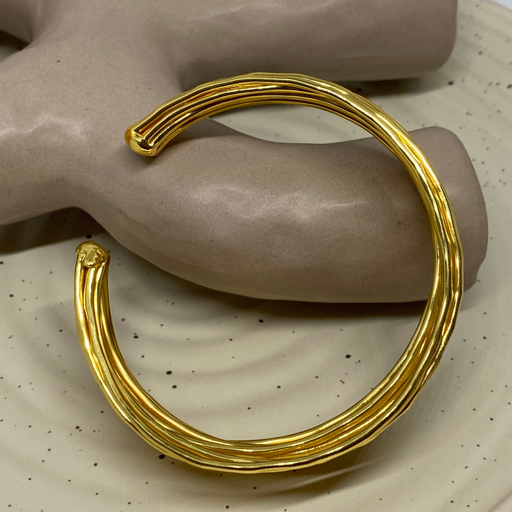 Golden Handcuff - 30
