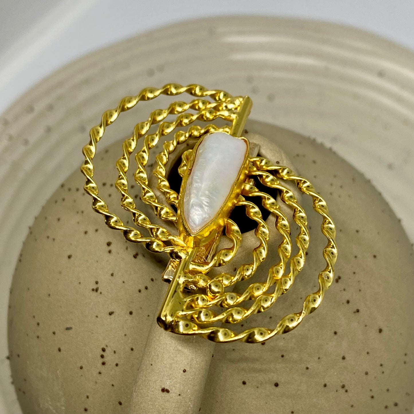 Baroque Pearl Hair Clip - 01