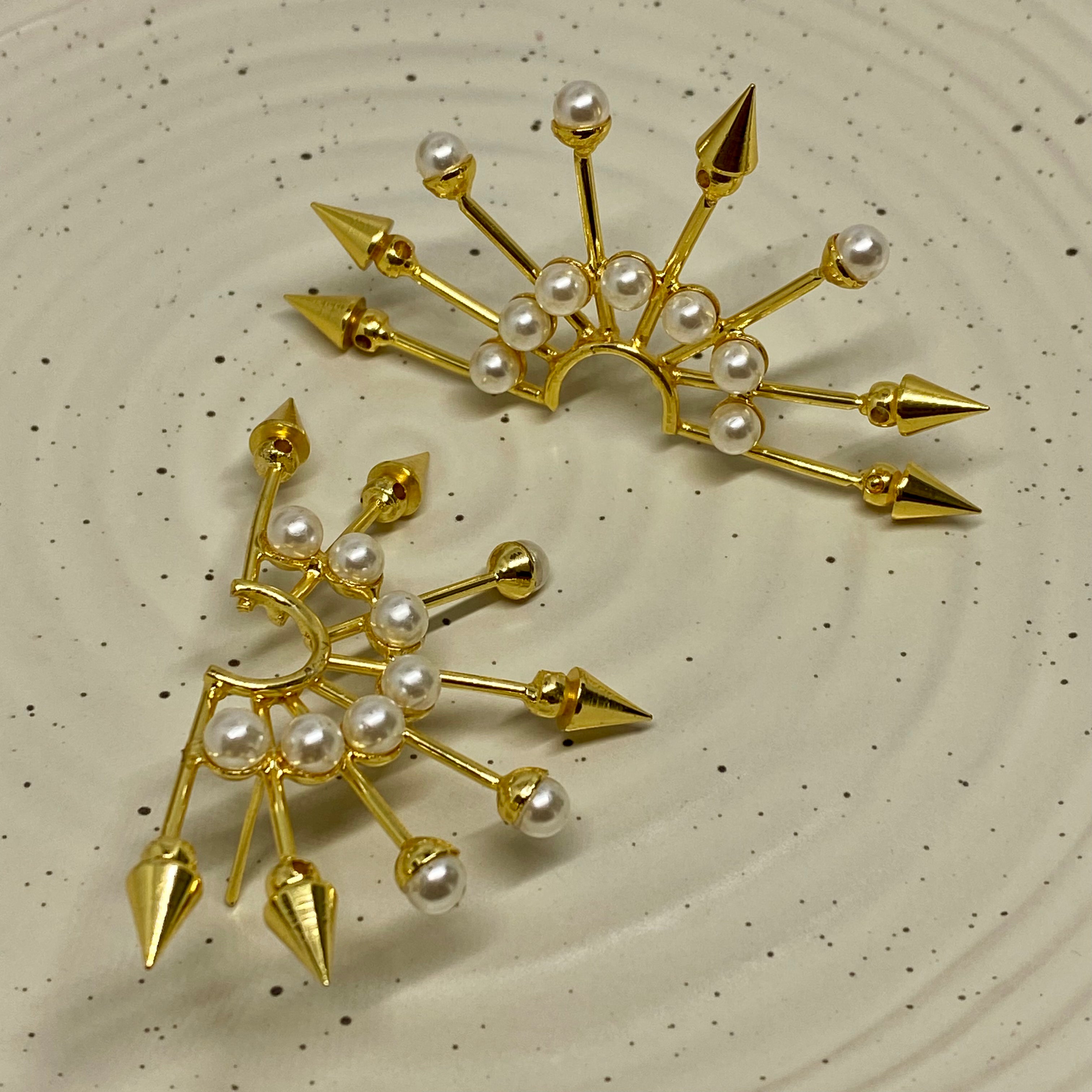 Pearly Moonlit Earring - 45