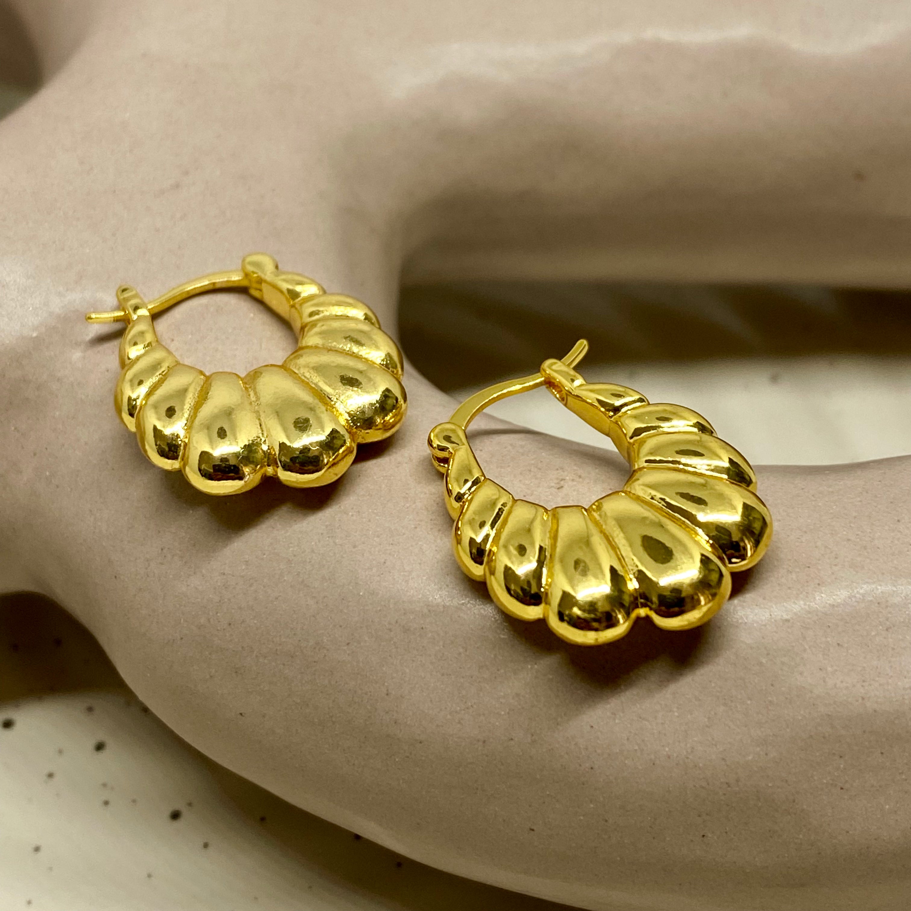 Shell Hoop - 50