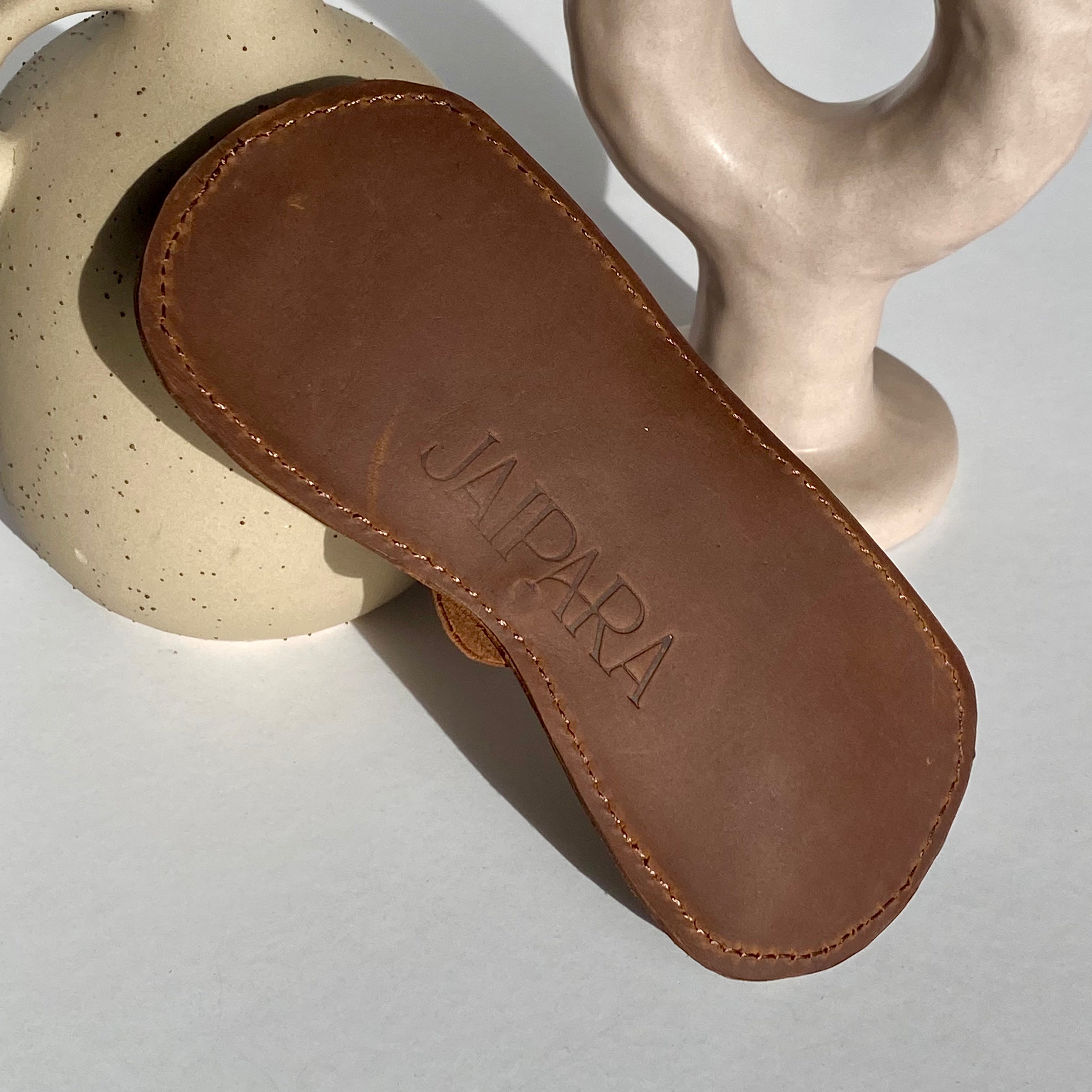 Eyewear Holder - 04