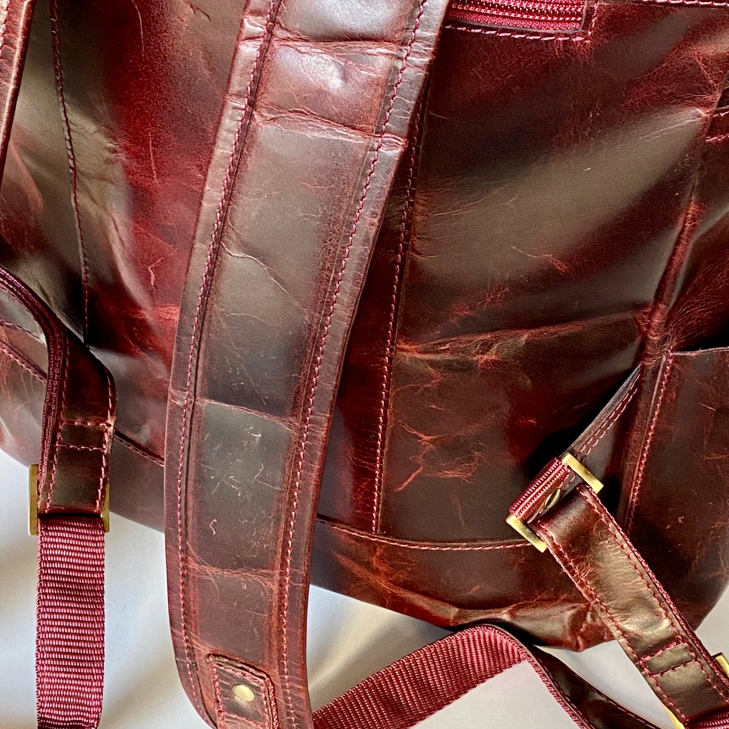 Genuine Leather Laptop Backpack - 11